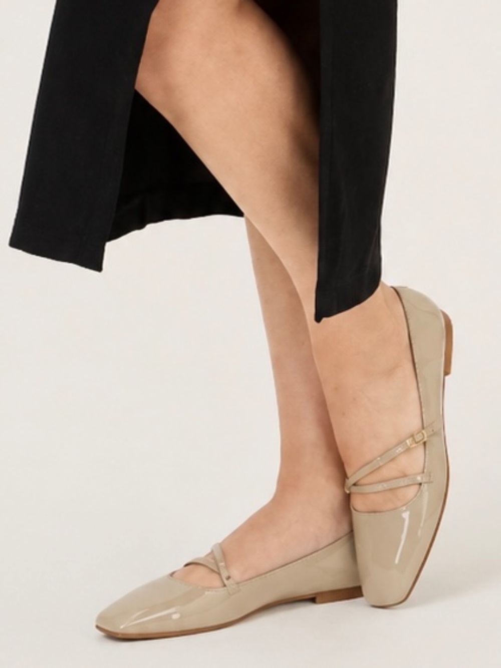***NEW*** M.Gemi “The Zoe” Ballet Flats – Sand Patent – Size 40 (EU) /9 (US)